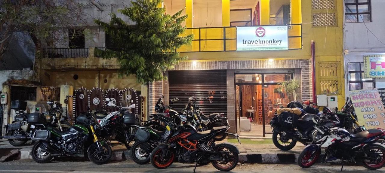 Travel Monkey Hostel Agra  Exterior foto
