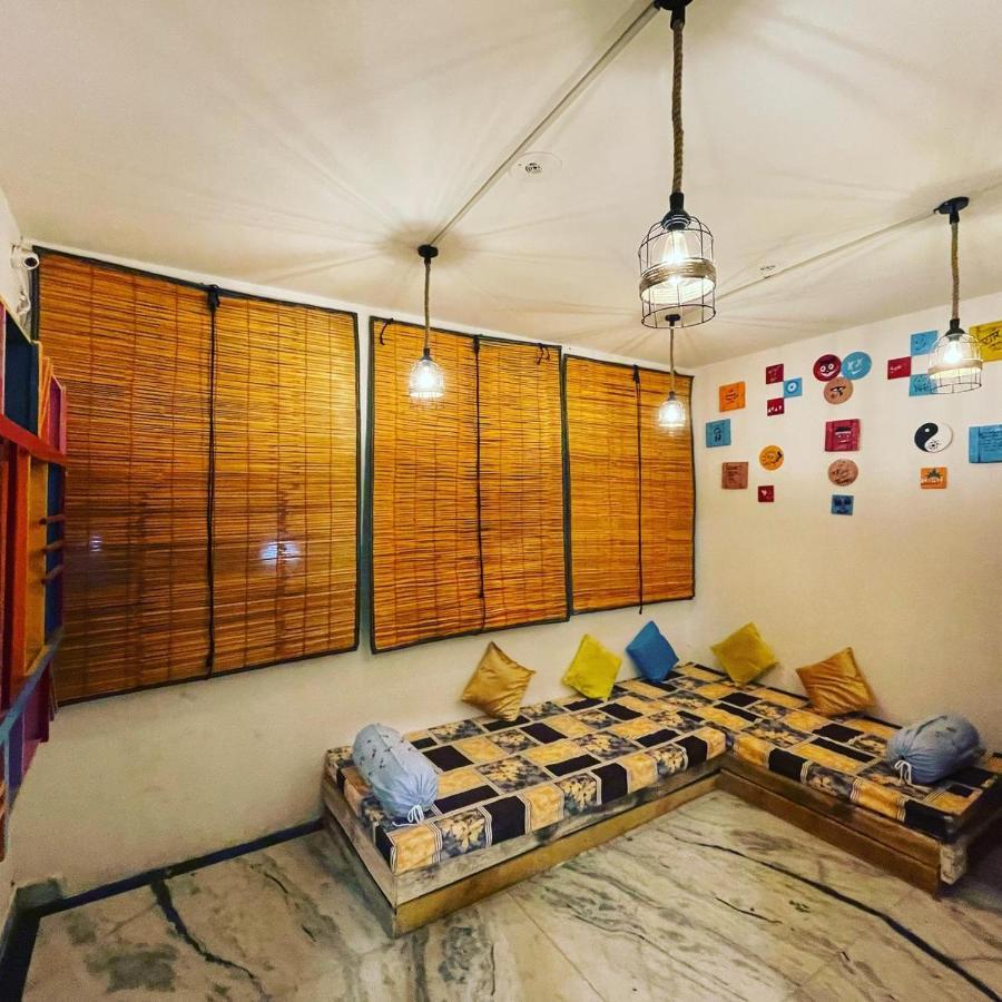 Travel Monkey Hostel Agra  Exterior foto